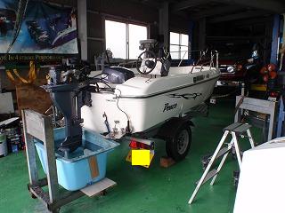 エンジン整備です。