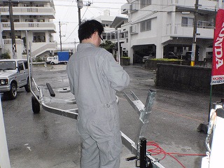 敷地内用トレーラー