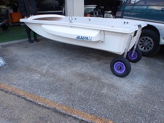 コロコロコロ・・・