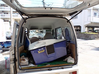 まずは船体から