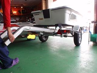 ちょっと持ち上げて