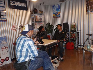 お客様も一緒に