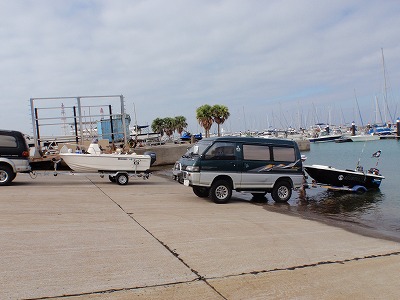 トレーラブルボート