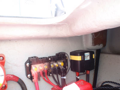 チャージングリレー