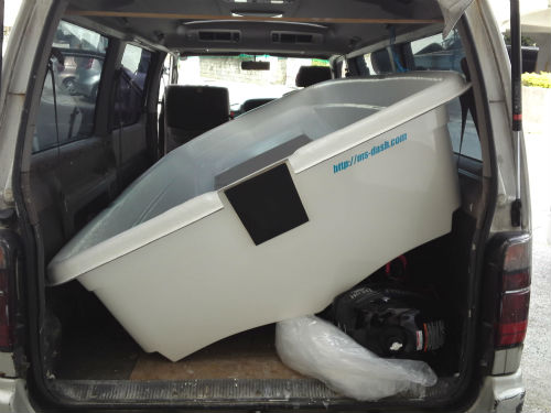 ハイエースに入りました