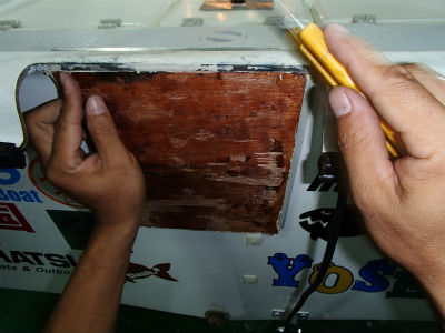 接着剤取ります