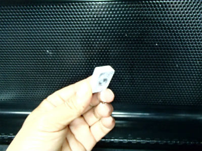 アノード取り外し