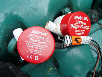 ビルジポンプ交換