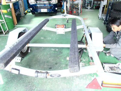 トレーラー整備
