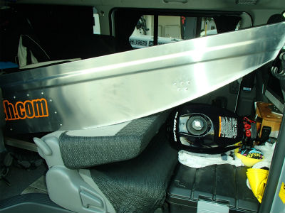 エンジンも車へ