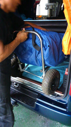 船外機スタンドを使用