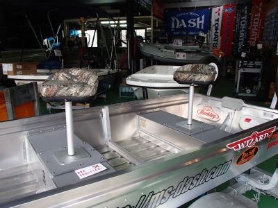 キャスティングシート取付