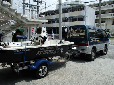 トレーラブルボート