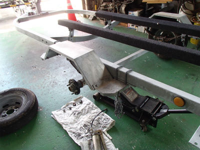 タイヤ取り外し