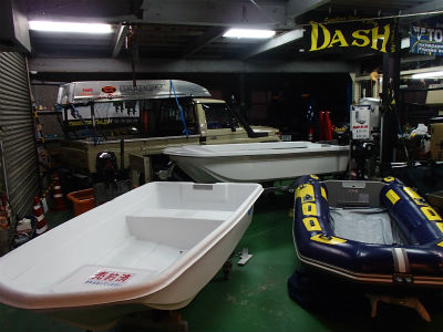 スモールボート