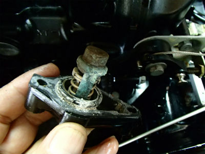 サーモスタット交換