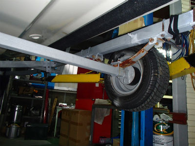 トレーラー整備