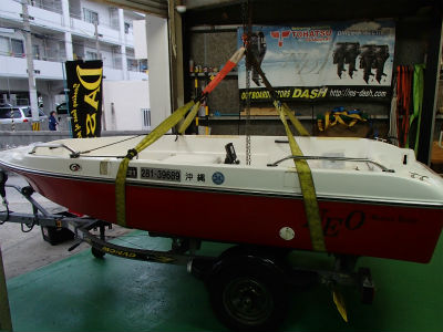 トレーラー入れ替え