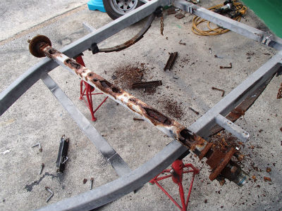 トレーラー整備