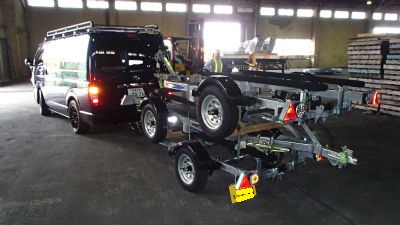トレーラー入荷