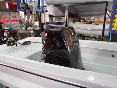 ステアリングボックス