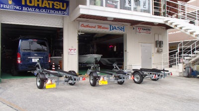 トレーラー入荷