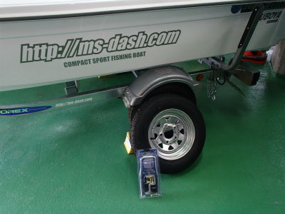 スペアタイヤ取付