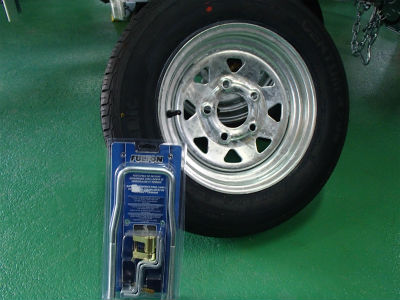 スペアタイヤ取付