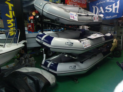 インフレータブルボート