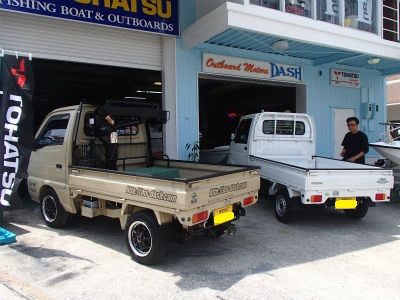 軽トラ　並んでる