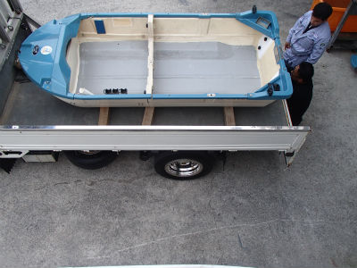 2分割ボート　納艇