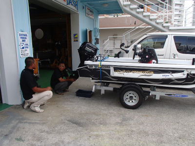 どっちが黒い？