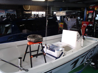 DASH - 沖縄 トーハツ取扱店 スモールボート&トレーラブルボート・船外 