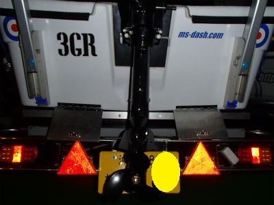 トランサムに取付
