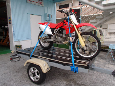 バイクのっけたり