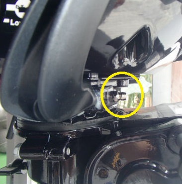 グリスニップル付