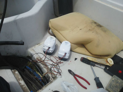 ビルジポンプ交換