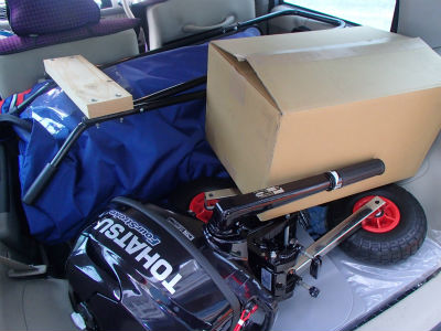 軽自動車の荷台へ