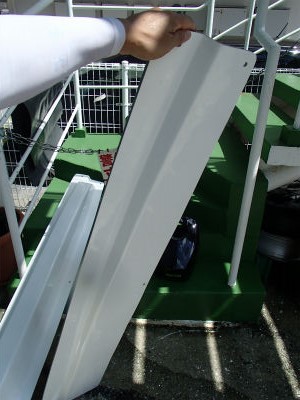 サイドフロート内側