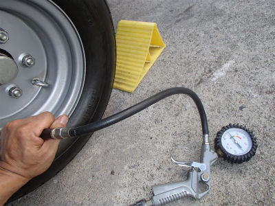 空気圧　点検