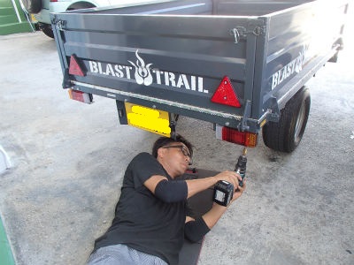 アウトリガー取付