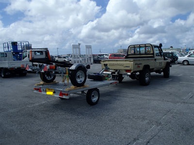 トレーラー入荷