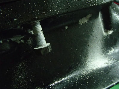 ボルト取り外し