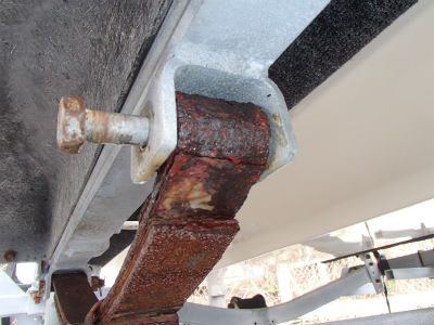 トレーラー部品交換