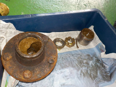 トレーラー整備