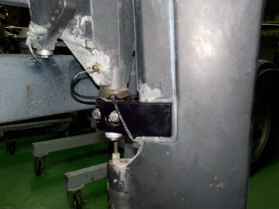 ブラケット交換