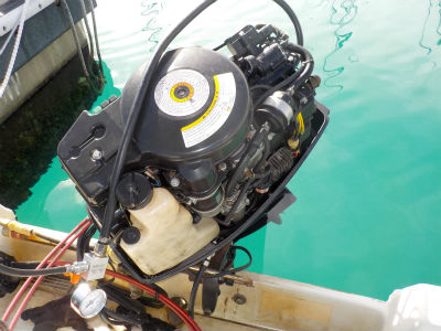 マリーナで作業