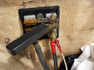 マリーナで作業