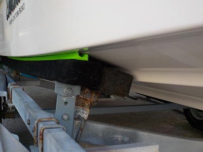 ボートトレーラー整備