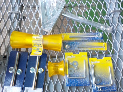 ボートトレーラー整備